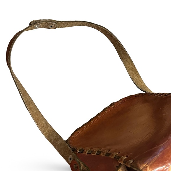 Vintage Tooled Leather Boho Shoulder Bag - Picture 13 of 13